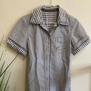 Short sleeve collared shirt